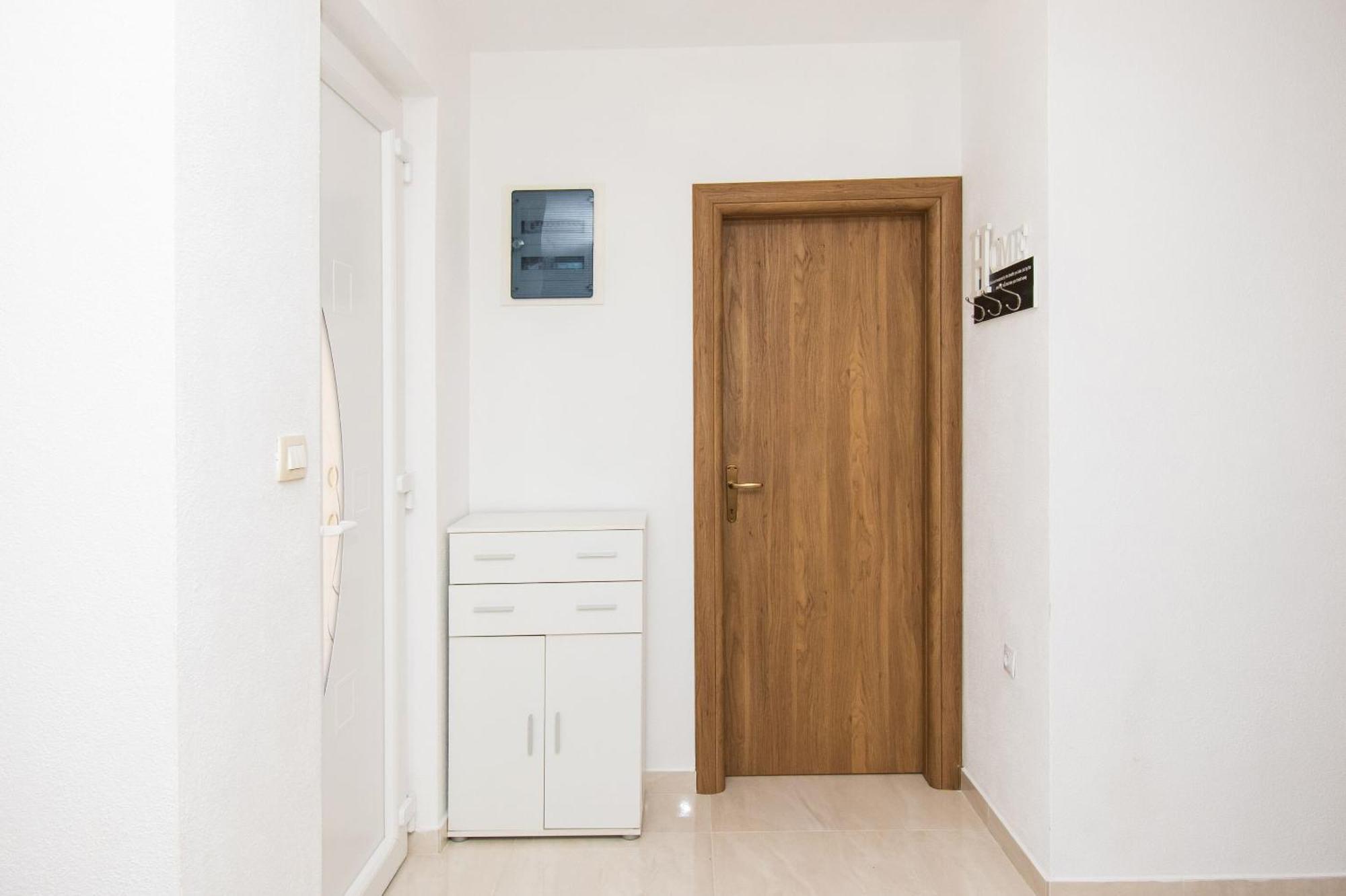 Apartment Ninic Srima Exteriér fotografie