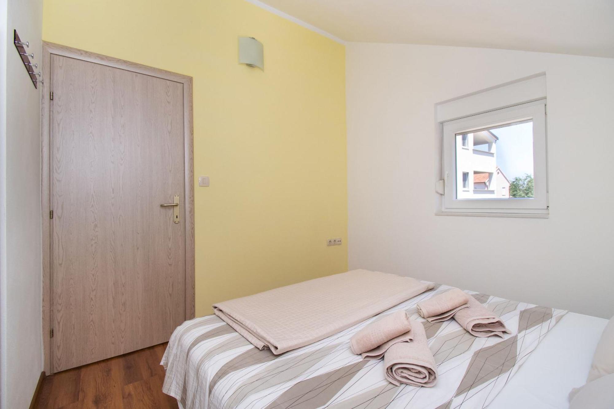 Apartment Ninic Srima Exteriér fotografie